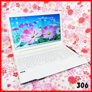 フジツウ(富士通)のノートパソコン本体♪新品SSD♪Webカメラ♪Office♪Windows10(ノートPC)