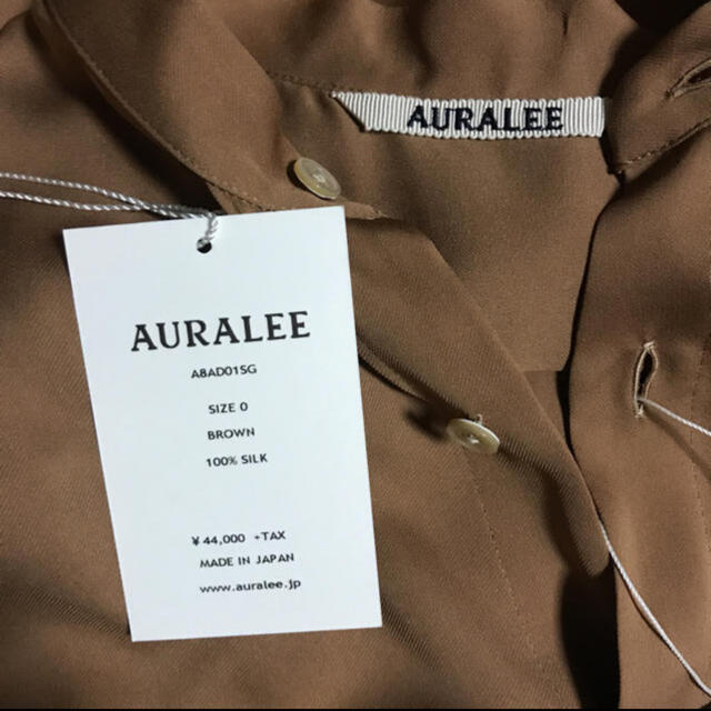 DEUXIEME CLASSE(ドゥーズィエムクラス)のAURALEE シルクシャツワンピース★新品 レディースのワンピース(ひざ丈ワンピース)の商品写真