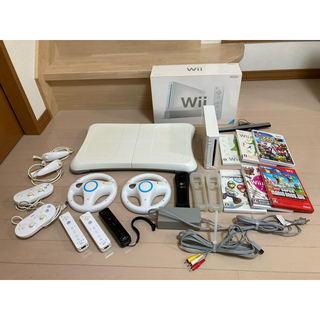 ウィー(Wii)のNintendo Wii RVL-S-WD 本体(家庭用ゲーム機本体)