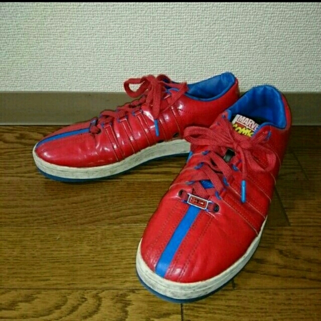 エルモ様K SWISS×MARVELケースイス/スパイダーマンコラボスニーカー | フリマアプリ ラクマ