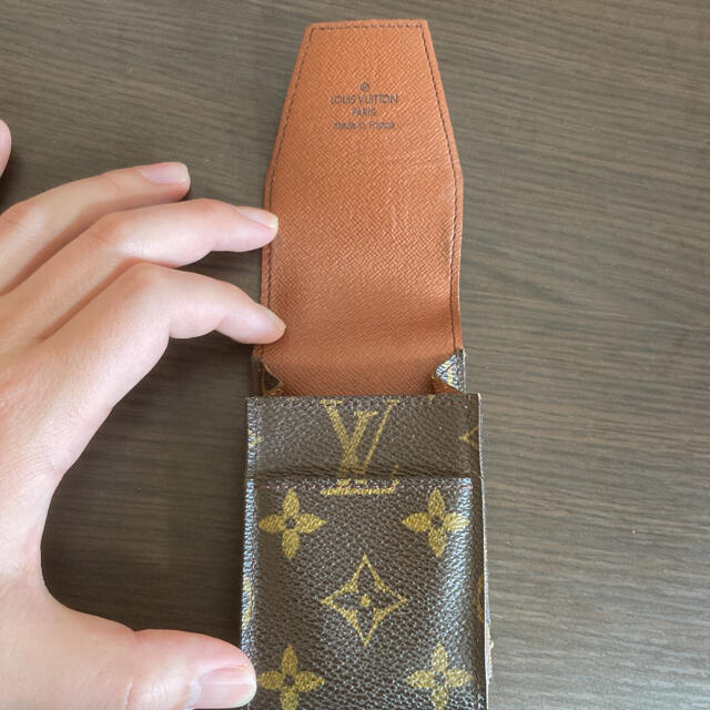 LOUIS VUITTON(ルイヴィトン)のルイヴィトン タバコケース メンズのファッション小物(タバコグッズ)の商品写真