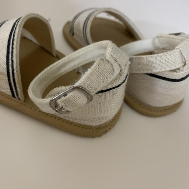 babyGAP(ベビーギャップ)のBaby GAP キッズ/ベビー/マタニティのベビー靴/シューズ(~14cm)(サンダル)の商品写真