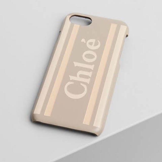 Chloe(クロエ)の残り１【新品】Chloe クロエ iPhone7/8/SE2 iPhoneケース スマホ/家電/カメラのスマホアクセサリー(iPhoneケース)の商品写真