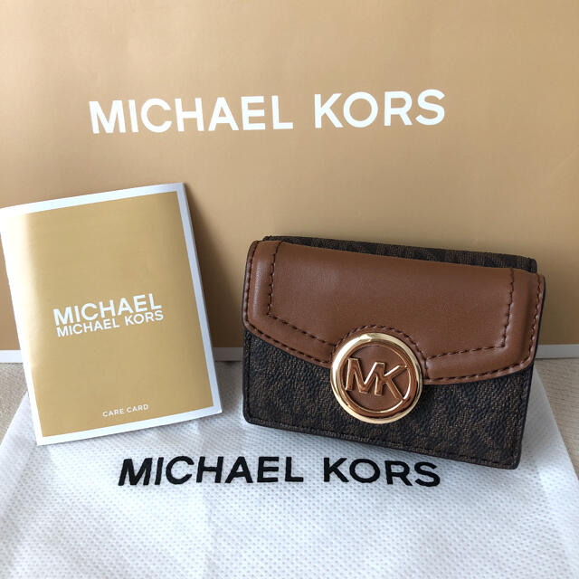 最新入荷】 新品☆MICHAEL KORS 定価28，600円 FULTON 三つ折り財布