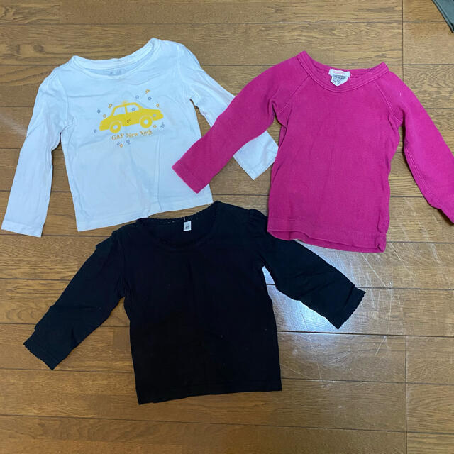 babyGAP(ベビーギャップ)のロンT まとめ売り 80センチ キッズ/ベビー/マタニティのベビー服(~85cm)(シャツ/カットソー)の商品写真