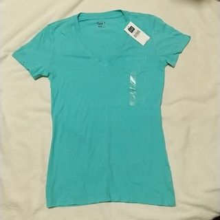 ギャップ(GAP)のVネックTシャツ 新品(Tシャツ(半袖/袖なし))