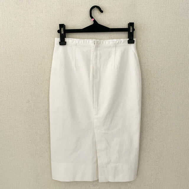 TOMORROWLAND(トゥモローランド)のトゥモローランド♡ホワイトデニムペンシルスカート レディースのスカート(ひざ丈スカート)の商品写真