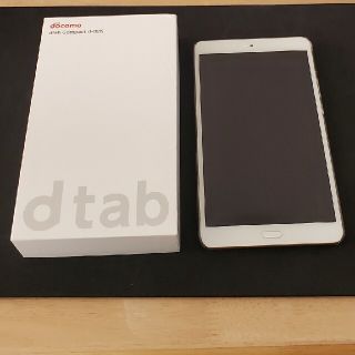 エヌティティドコモ(NTTdocomo)の【各種付属品付き】Docomo dtab Compact(d-02K) ゴールド(タブレット)