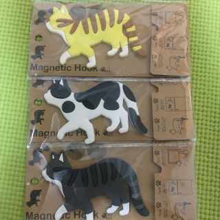 【新品】マグネットフック　3個セット　猫柄フック(その他)