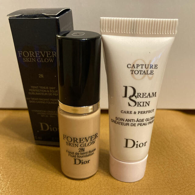 Christian Dior(クリスチャンディオール)のクリスチャンディオール　Dior ファンデーション&乳液サンプル２点 コスメ/美容のキット/セット(サンプル/トライアルキット)の商品写真