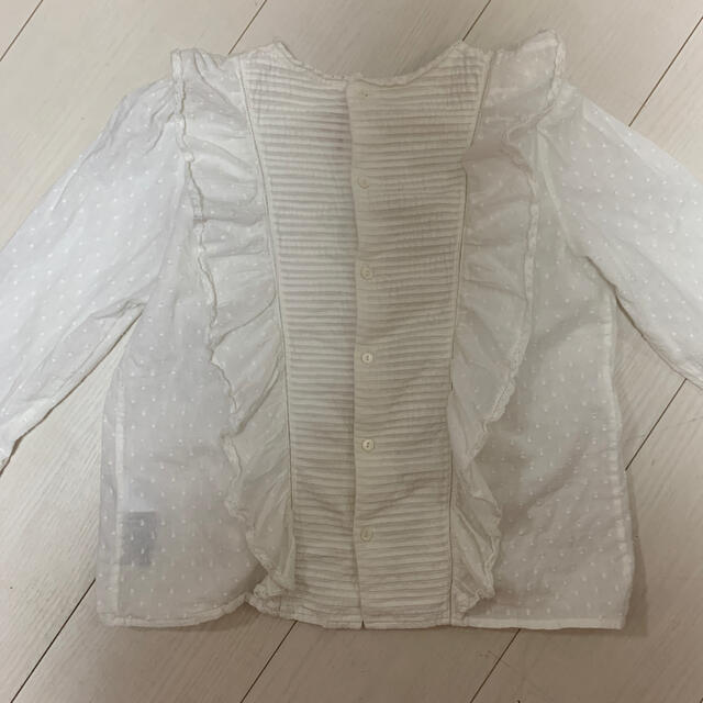 Bonpoint(ボンポワン)のボンポワン　ドットブラウス　ホワイト キッズ/ベビー/マタニティのキッズ服女の子用(90cm~)(ブラウス)の商品写真