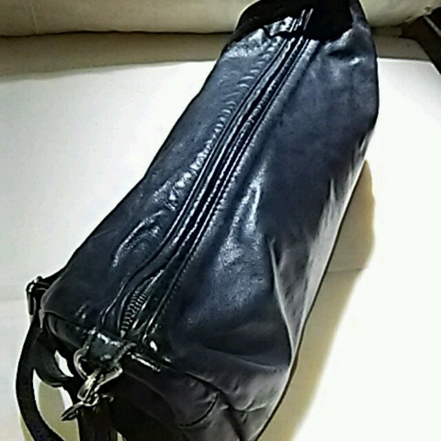 And A(アンドエー)の子牛革ショルダ―バッグ(*^^*) レディースのバッグ(ショルダーバッグ)の商品写真