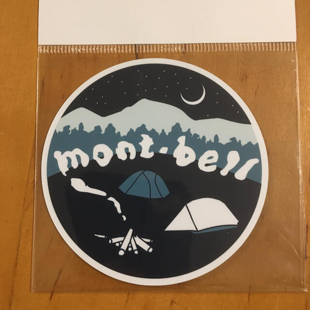 mont bell(モンベル)の新品 キャンプ ステッカー モンベル スポーツ/アウトドアのスポーツ/アウトドア その他(その他)の商品写真