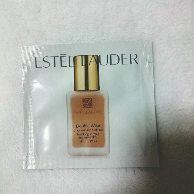 Estee Lauder(エスティローダー)のファンデーション サンプル コスメ/美容のベースメイク/化粧品(ファンデーション)の商品写真