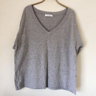 マウジー(moussy)の新品 moussy VネックTシャツ(Tシャツ(半袖/袖なし))