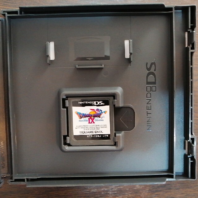 ニンテンドーDS(ニンテンドーDS)のドラゴンクエストIX 星空の守り人 DS エンタメ/ホビーのゲームソフト/ゲーム機本体(その他)の商品写真