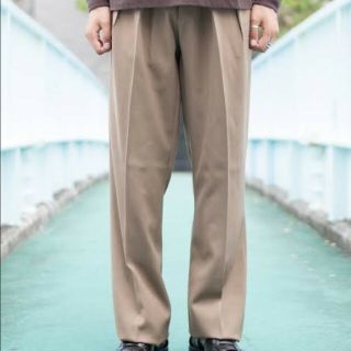 コモリ(COMOLI)のneat wool high density gabardine wide 48(スラックス)