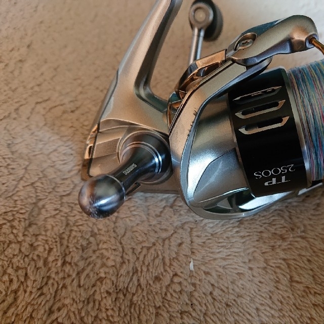 SHIMANO - シマノ 15'ツインパワー2500HGSの通販 by ボトムベースマン