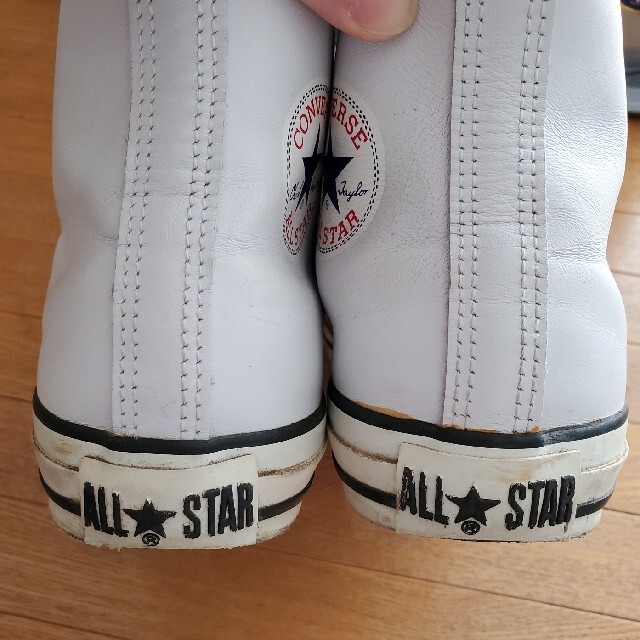 CONVERSE(コンバース)のCONVERSEコンバースALL☆STARハイカットレザー白25.5スニーカー メンズの靴/シューズ(スニーカー)の商品写真