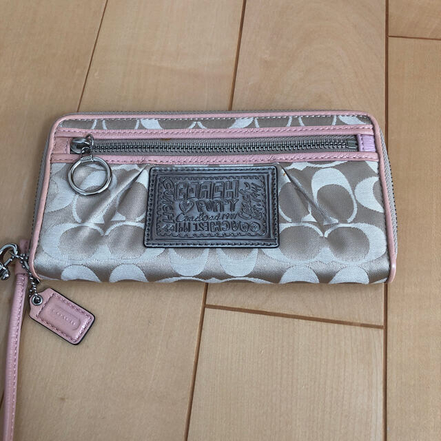 COACH(コーチ)のCOACH  長財布 レディースのファッション小物(財布)の商品写真