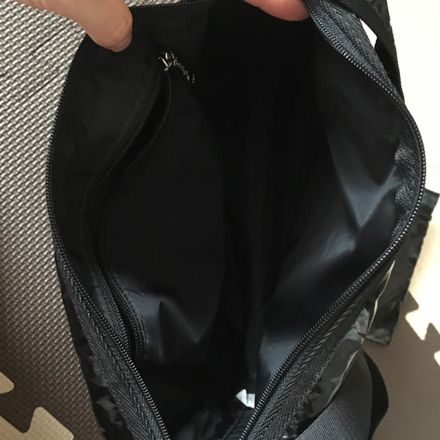 LeSportsac(レスポートサック)のレスポートサック ショルダーバッグ 値下げ レディースのバッグ(ショルダーバッグ)の商品写真