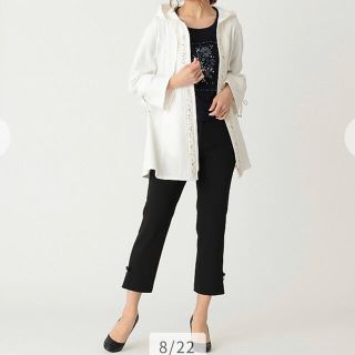 TO BE CHIC - TO BE CHICダンボールビジューパーカーの通販 by まあ