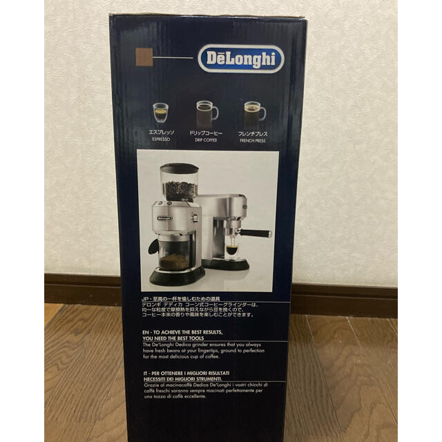 DeLonghi(デロンギ)のrinka様　【新品】デロンギデディカコーヒーグラインダー　KG521J-M スマホ/家電/カメラの調理家電(コーヒーメーカー)の商品写真