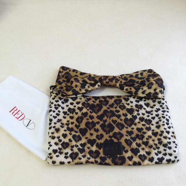 RED Valentino レッドヴァレンティノ ハートモチーフのヒョウ柄バック