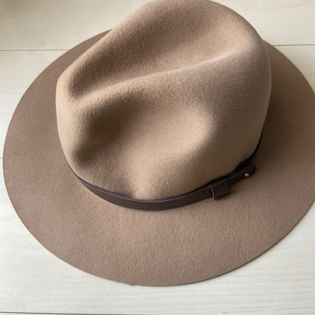 H&M(エイチアンドエム)のベージュハット　 レディースの帽子(ハット)の商品写真