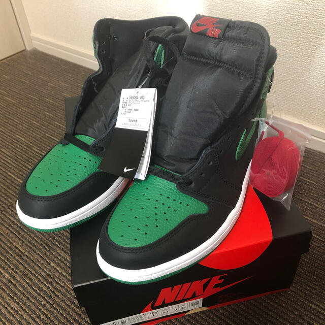 NIKE(ナイキ)のairjordan1 retro high og pinegreen 28.0 メンズの靴/シューズ(スニーカー)の商品写真