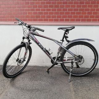 ジーティーバイシクルズ(GT Bicycles)のGT マウンテンバイク(自転車本体)