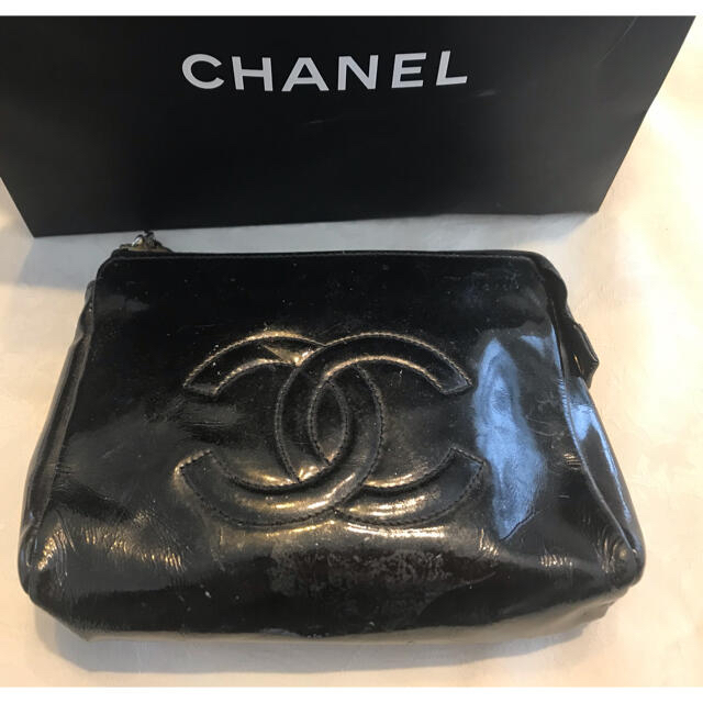 シャネル　CHANEL ポーチ　エナメル　黒　訳有り