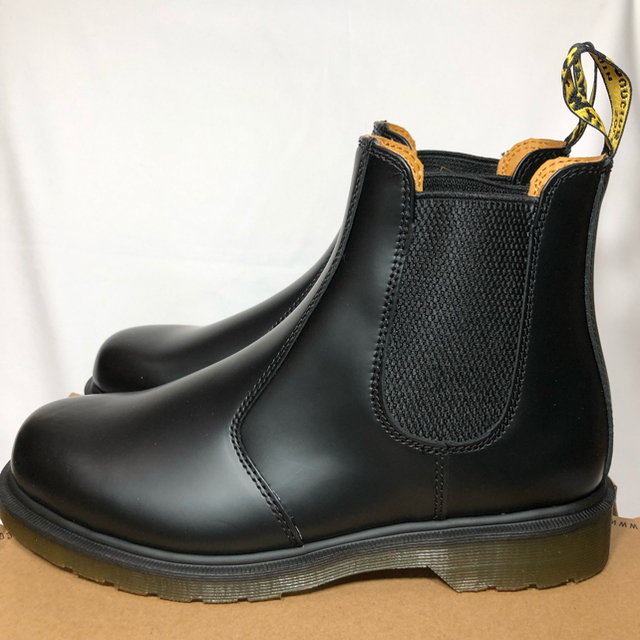 Dr.Martens(ドクターマーチン)の【新品】ドクターマーチン サイドゴア チェルシーブーツ ブラック 27.0 メンズの靴/シューズ(ブーツ)の商品写真
