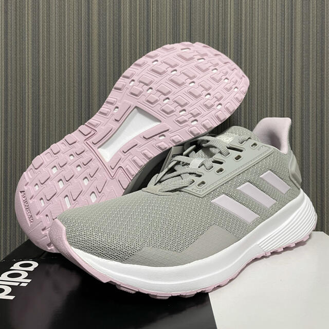 adidas(アディダス)の【新品・未使用】adidas ランニングシューズ スニーカー G27629 レディースの靴/シューズ(スニーカー)の商品写真