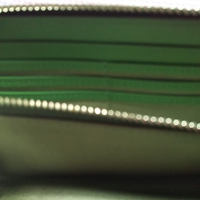 COMME CA DU MODE(コムサデモード)のCOMME CA DU MODE ラウンドファスナー財布 グリーン 6月30日迄 レディースのファッション小物(財布)の商品写真