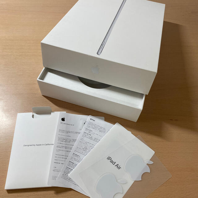 Apple(アップル)のApple アップル　iPad Air 64GB 箱のみ スマホ/家電/カメラのPC/タブレット(タブレット)の商品写真
