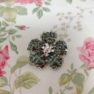 フォクシー(FOXEY) ピンク ブローチ/コサージュの通販 34点 フォクシー(FOXEY) ピンク ブローチ/コサージュの通販 34点