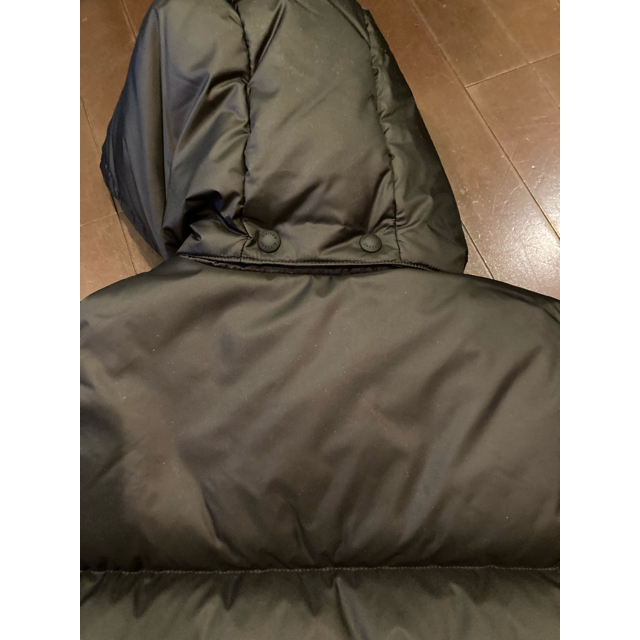 MAISON KITSUNE'(メゾンキツネ)のメゾンキツネ　ダウンベスト　S メンズのジャケット/アウター(ダウンジャケット)の商品写真