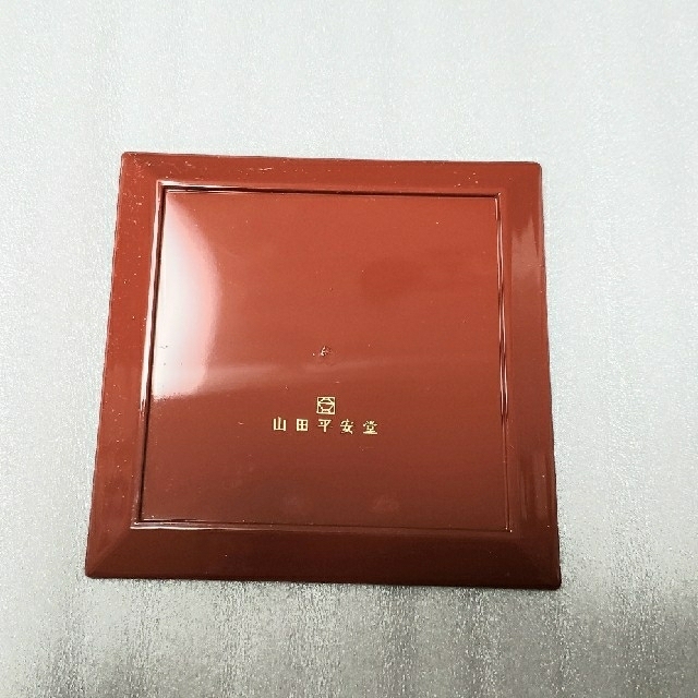 【GODIVA】ゴディバチョコレート 山田平安堂 漆器プレート 限定品 エンタメ/ホビーのコレクション(ノベルティグッズ)の商品写真