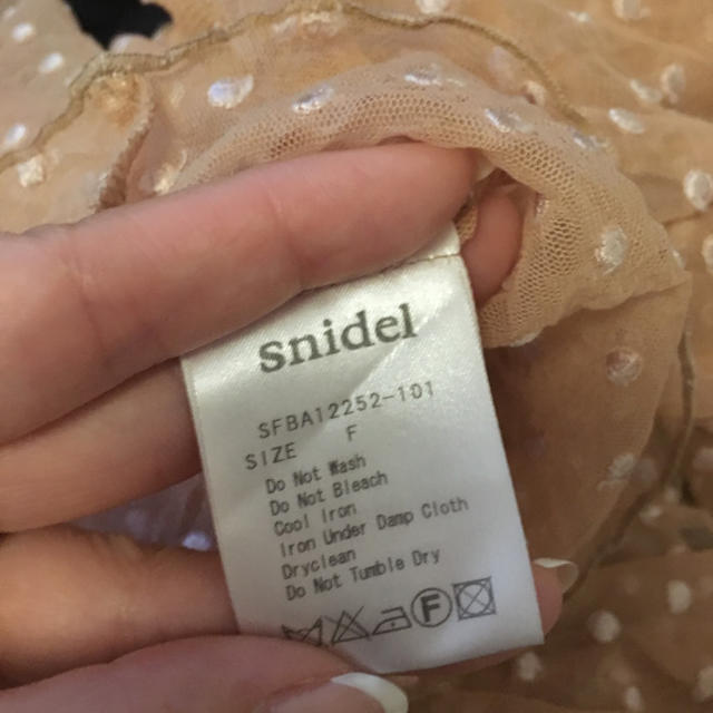 SNIDEL(スナイデル)のsnidel シフォントップス レディースのトップス(シャツ/ブラウス(半袖/袖なし))の商品写真