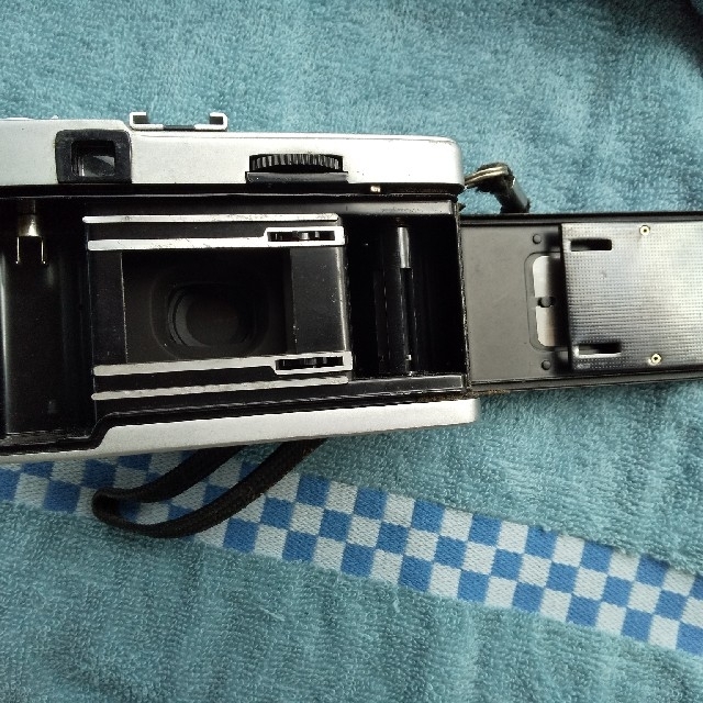 OLYMPUS(オリンパス)のフィルムカメラ　オリンパス スマホ/家電/カメラのカメラ(フィルムカメラ)の商品写真