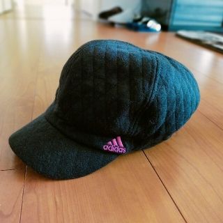 アディダス(adidas)のadidas  キャスケット/キャップ(キャップ)