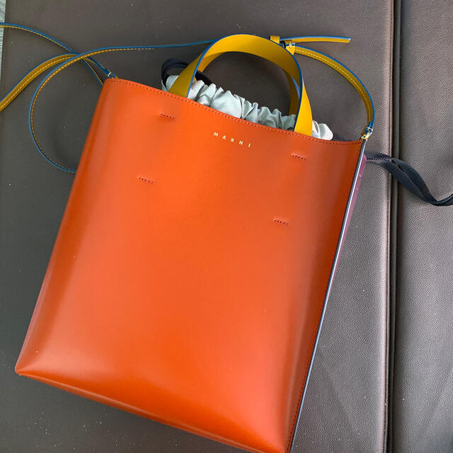 本物の Marni - MARNIトートバッグショルダー付 トートバッグ