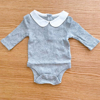 ベビーギャップ(babyGAP)の《美品》babyGap  カラー　長袖ボディシャツ　ロンパース　50サイズ(ロンパース)