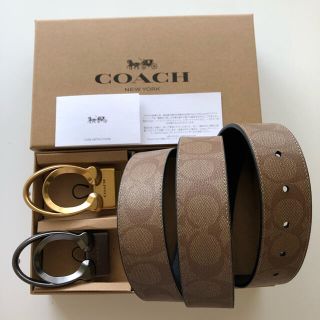 コーチ(COACH)のCOACH 新品正品/バックル回転タイプ/レザーベルト メンズ/リバーシブル(ベルト)