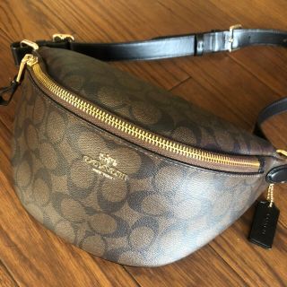 コーチ(COACH)のコーチ　COACH ウエストバッグ　PVCシグネウエストベルト　ボディバッグ(ボディバッグ/ウエストポーチ)