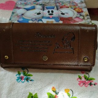 スヌーピー(SNOOPY)のスヌーピー 長財布 かぶせタイプ(財布)