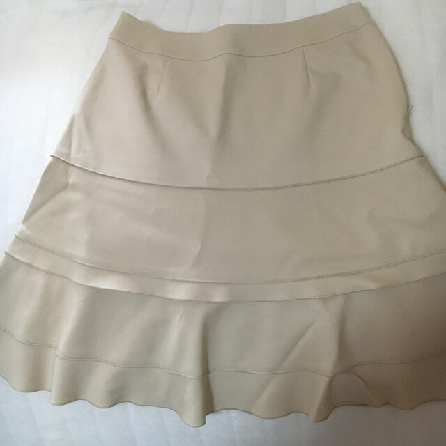 Harrods(ハロッズ)のハロッズ　スカートお値下げ レディースのスカート(ひざ丈スカート)の商品写真