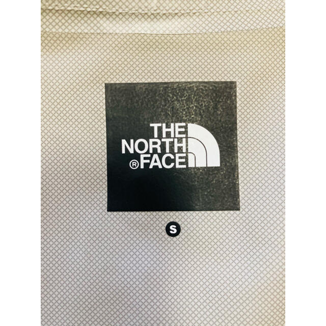 THE NORTH FACE(ザノースフェイス)のノースフェイス　マウンテンパーカー　ドットショット メンズのジャケット/アウター(マウンテンパーカー)の商品写真