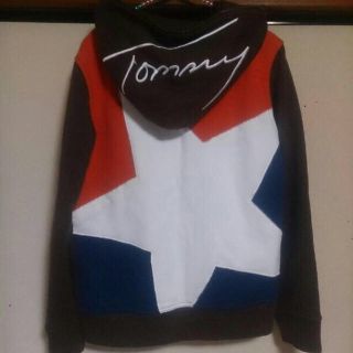 トミー(TOMMY)のまさ 様☆TOMMY パーカー Lサイズ(パーカー)